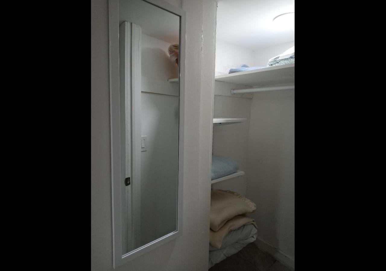 "Cozy Basement Retreat Just 40 Minutes To Nyc!" Lejlighed Irvington Eksteriør billede