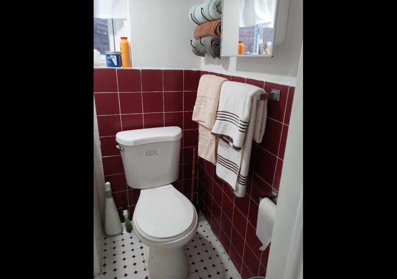 "Cozy Basement Retreat Just 40 Minutes To Nyc!" Lejlighed Irvington Eksteriør billede