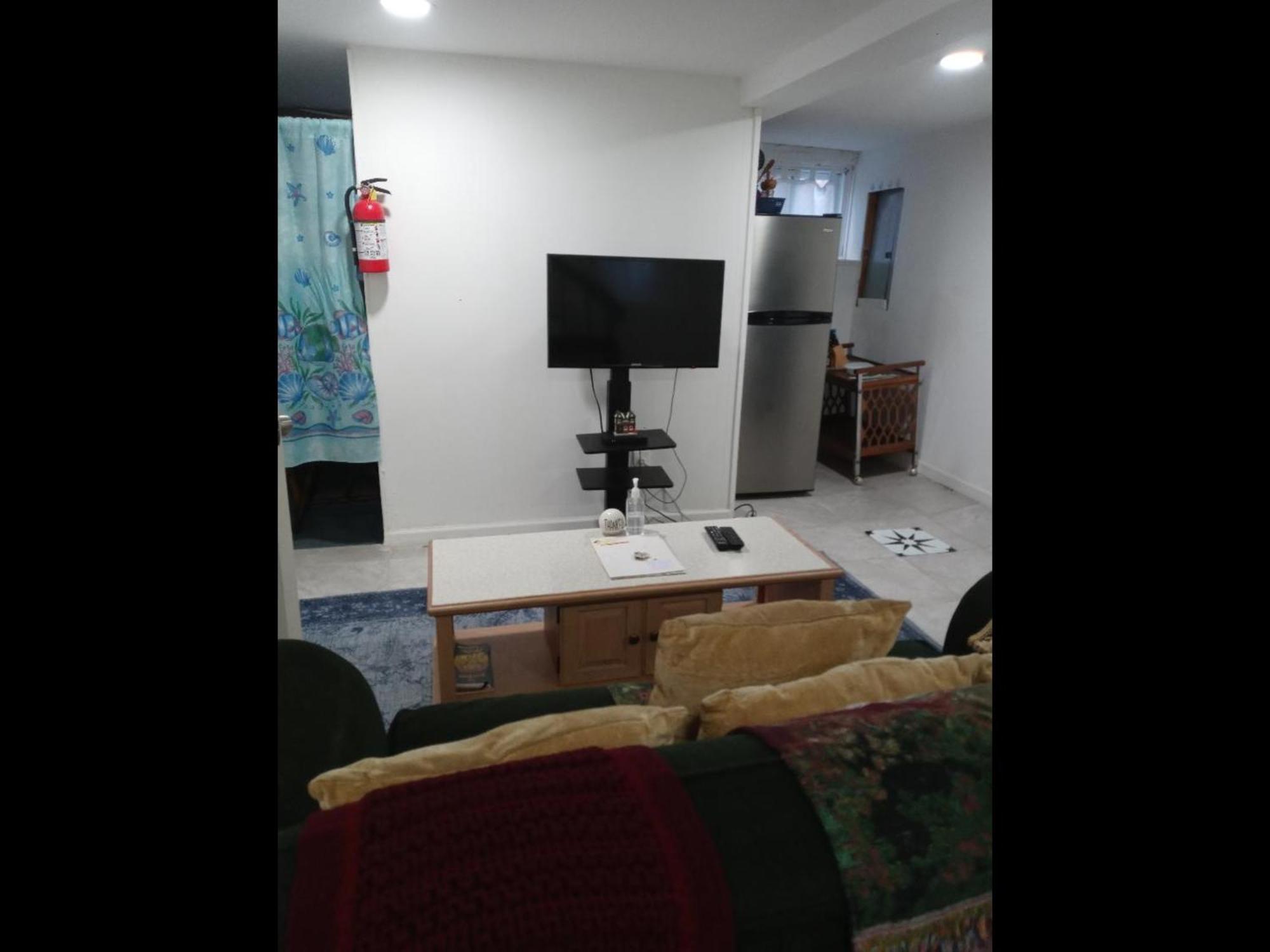 "Cozy Basement Retreat Just 40 Minutes To Nyc!" Lejlighed Irvington Eksteriør billede